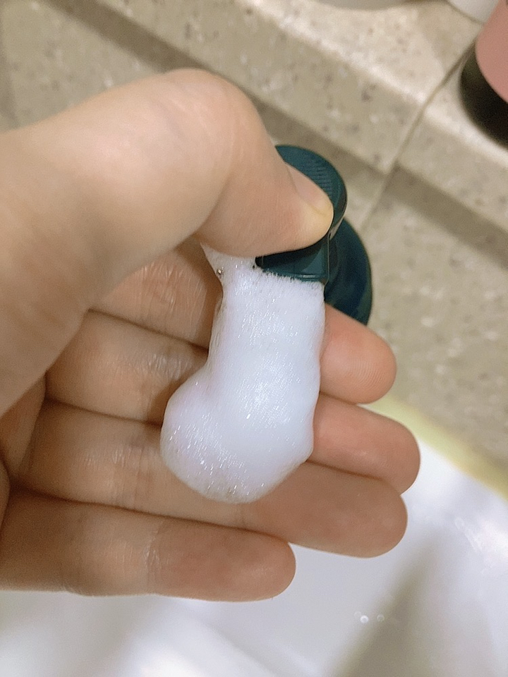 편강율 진정 약산성 포밍 클렌저