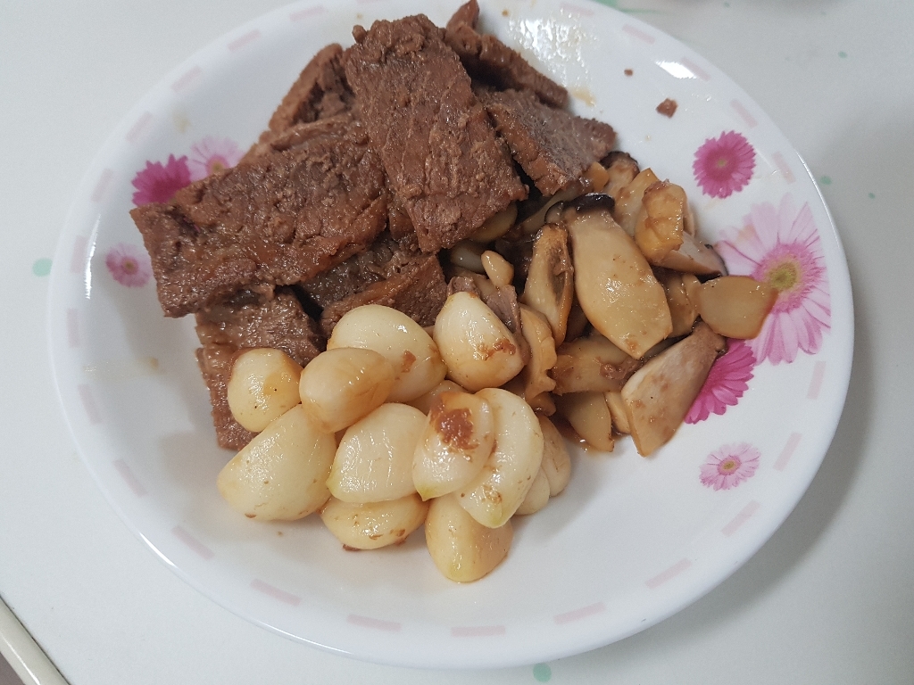 세울푸드 칼집 넣은 양념 돼지왕구이