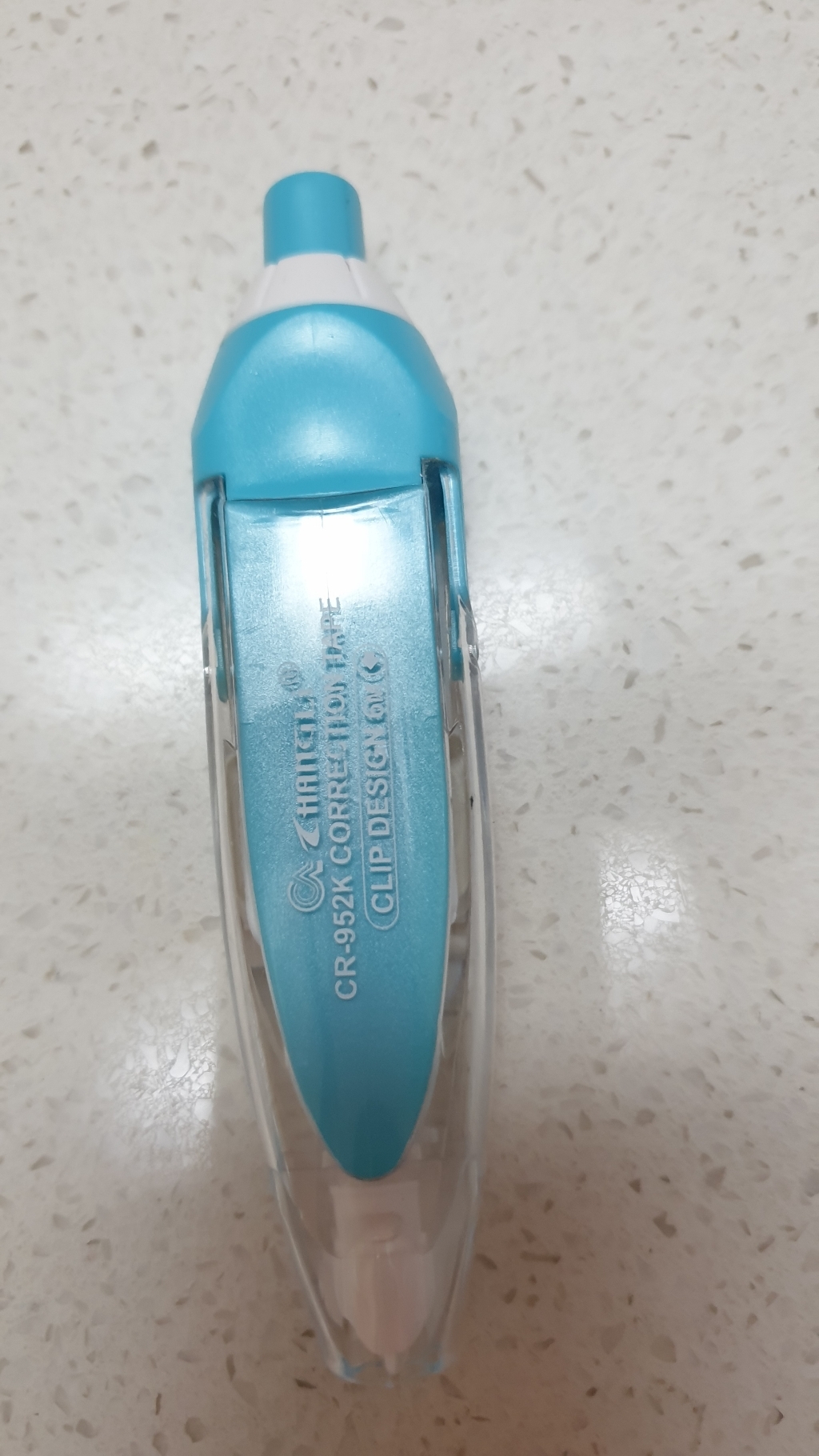 다다 노크식 수정테이프