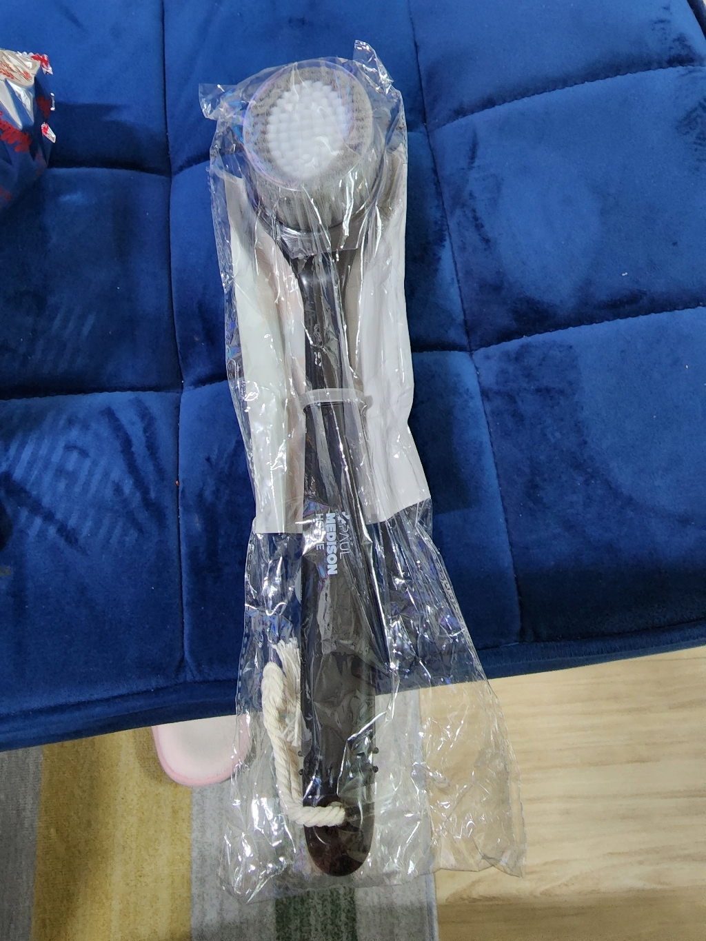 폴메디슨 옴므 각질 유분 케어 4D 마사지 양면형 딥클렌징 바디브러쉬