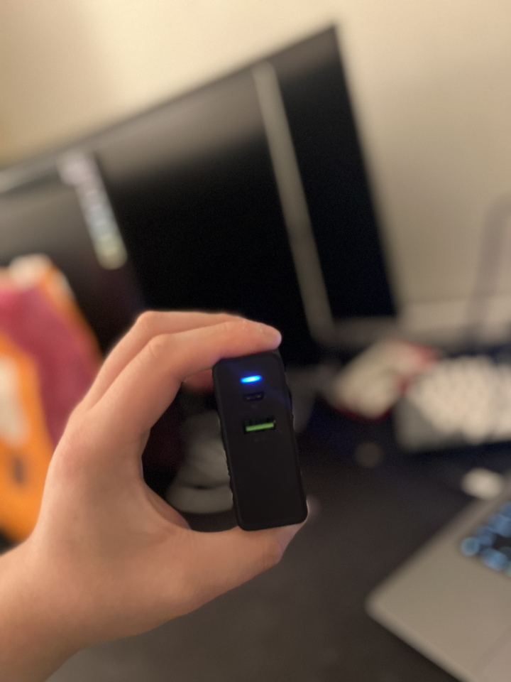 아이논 퀵차지 30 63W 2포트 USB D 고속 멀티 충전기 IN-UC