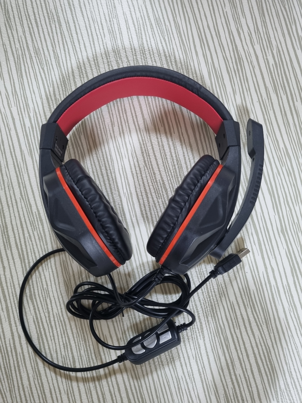 애니존 게이밍 USB 헤드셋