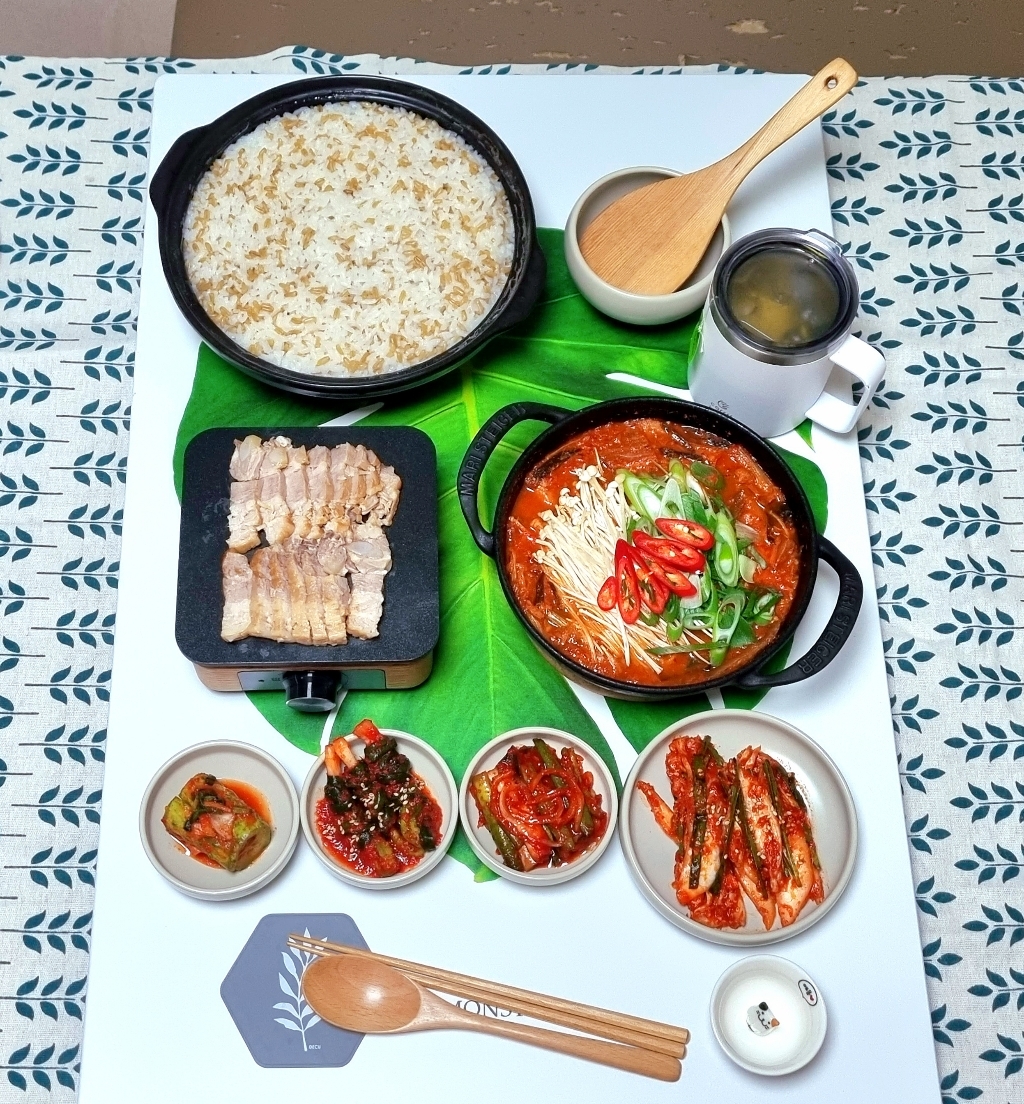 모아미트 캐나다산 보리먹인 암퇘지 삼겹살 에어프라이어용
