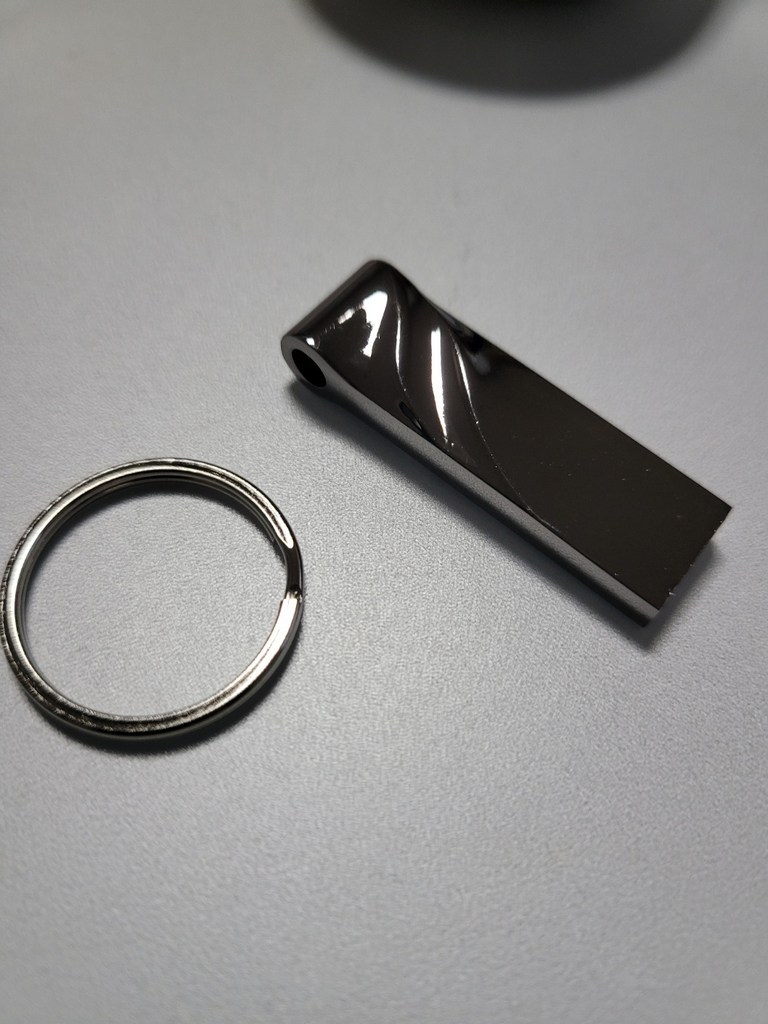 뮤스트 웨이브링 블랙 USB메모리 WAVERIN USB