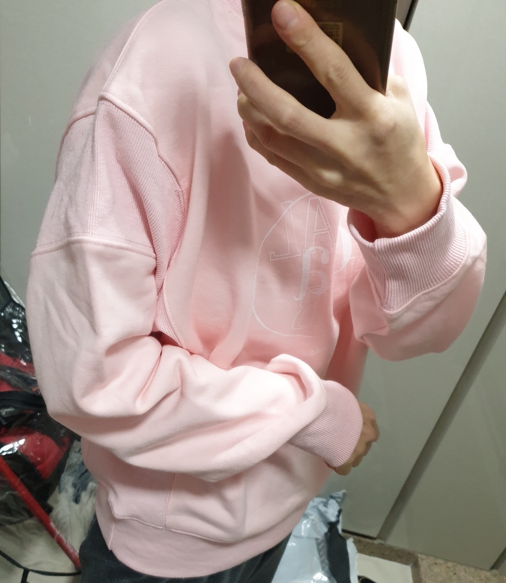 로라로라 여성용 OUTINE OO SWEATSHIRT
