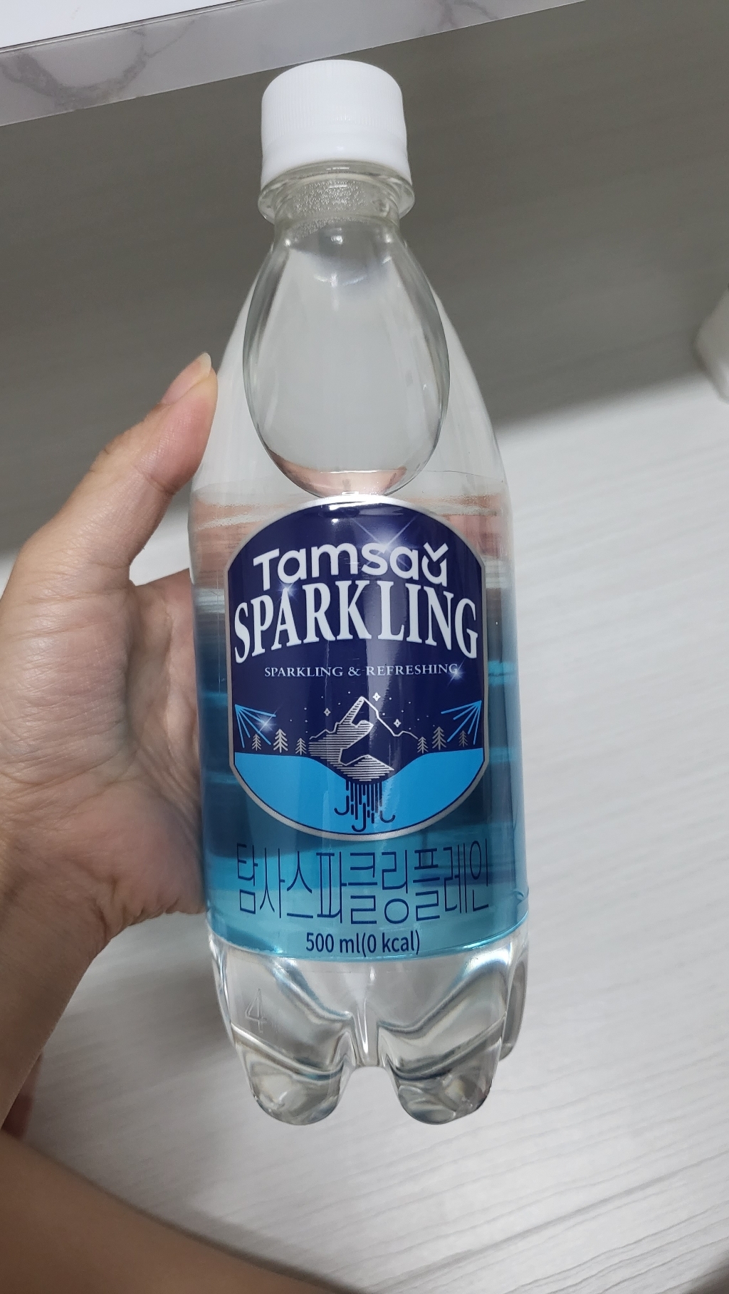 탐사 스파클링 플레인