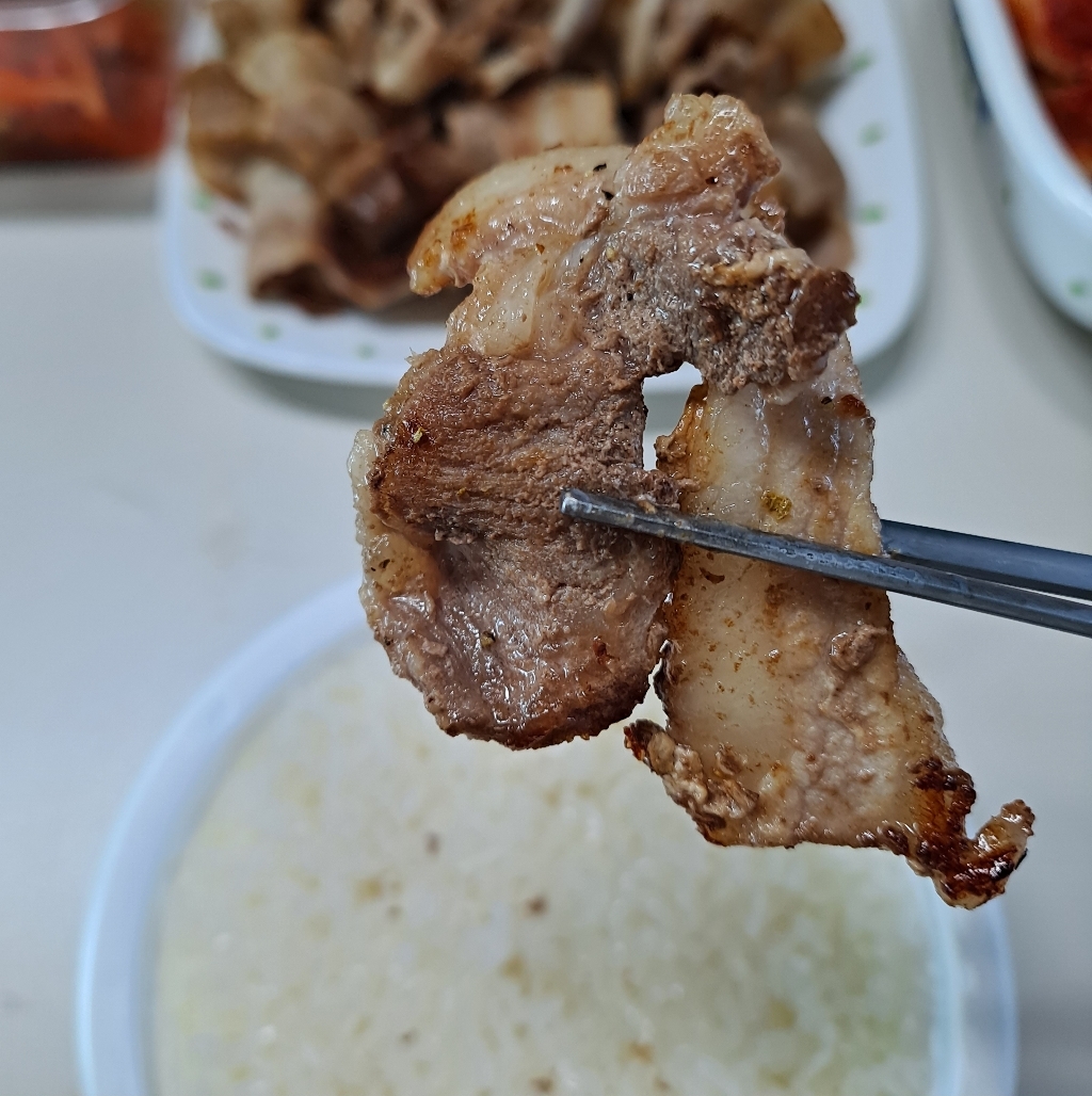 하이포크 한돈 뽈항정