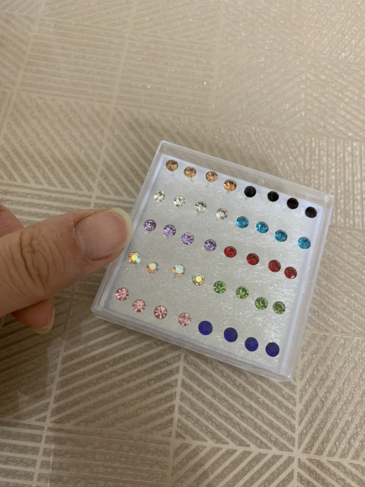 DWE207 멀티큐빅 무알러지 실리콘침 귀걸이 10종 20종!