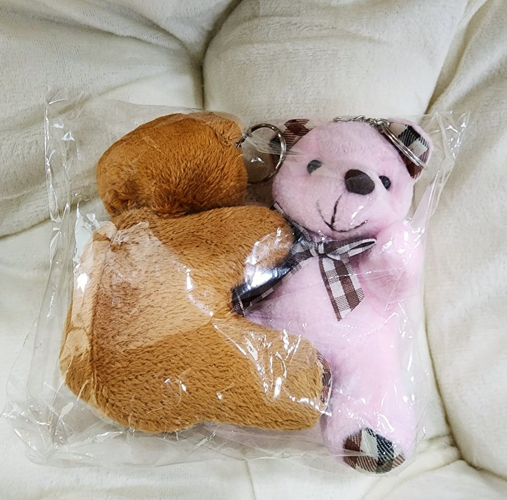 어반카 체크리본 베어 키링 2종