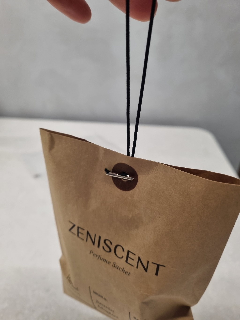 제니센트 퍼퓸 사쉐 옷장방향제 라 플레르 본품, 40g, 1개