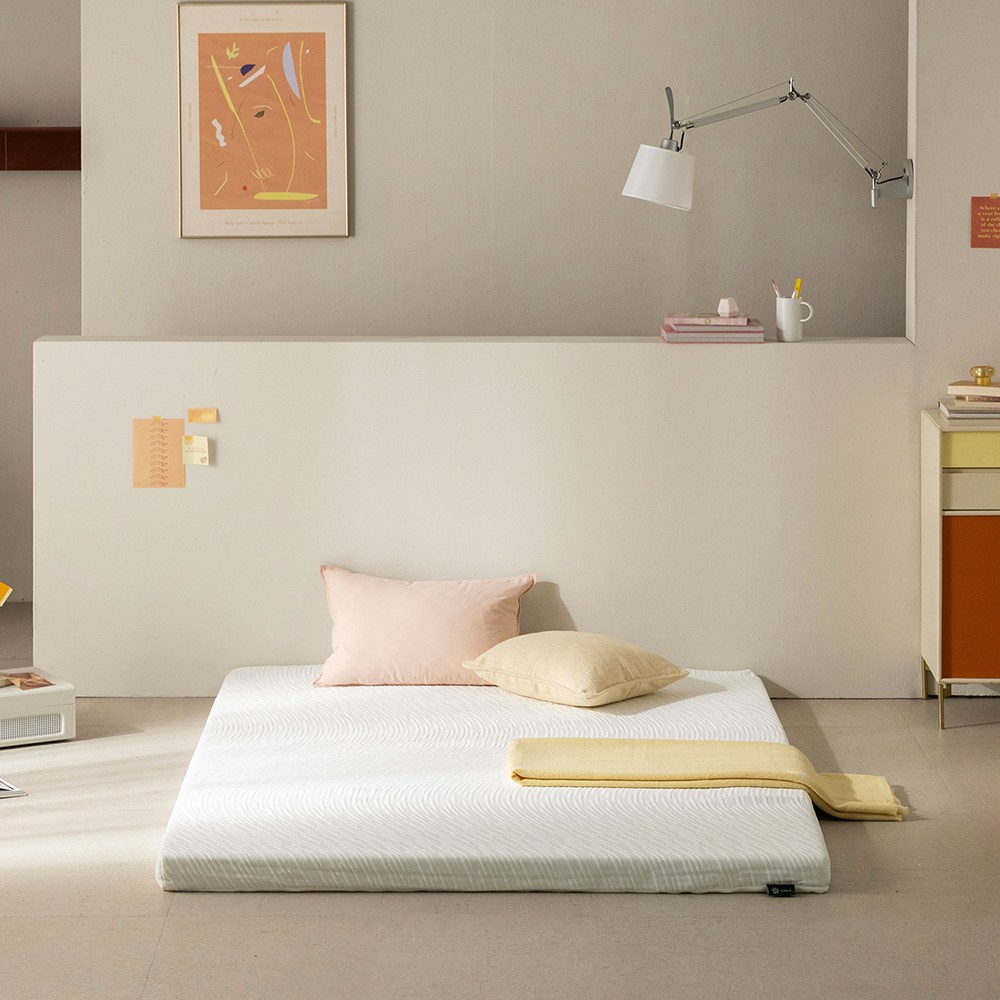 매일 밤, 구름 위를 걷는 듯한 포근함: 지누스 베이직 메모리폼 토퍼