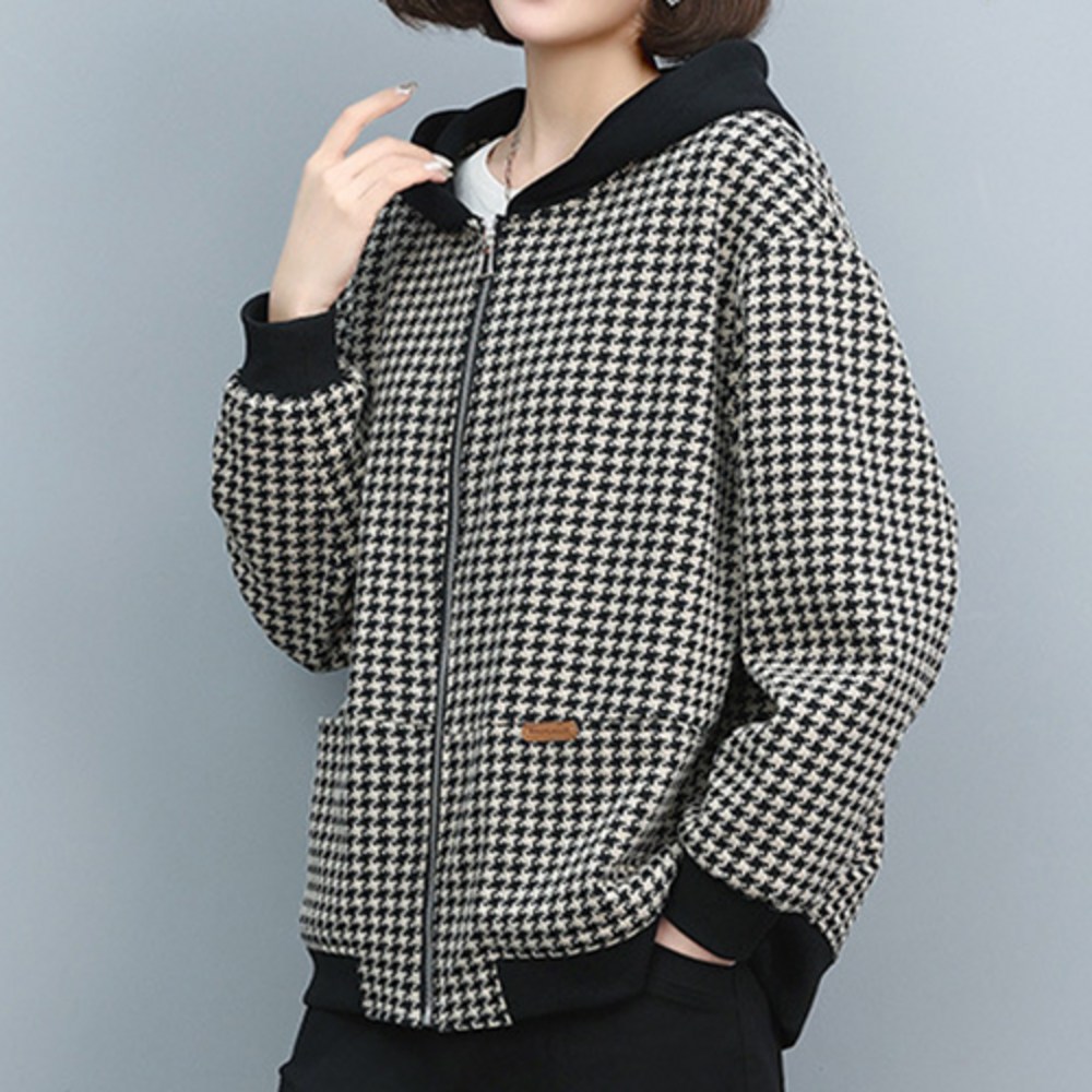 세련된 하운드 체크 자켓으로 완성하는 봄/가을 스타일!