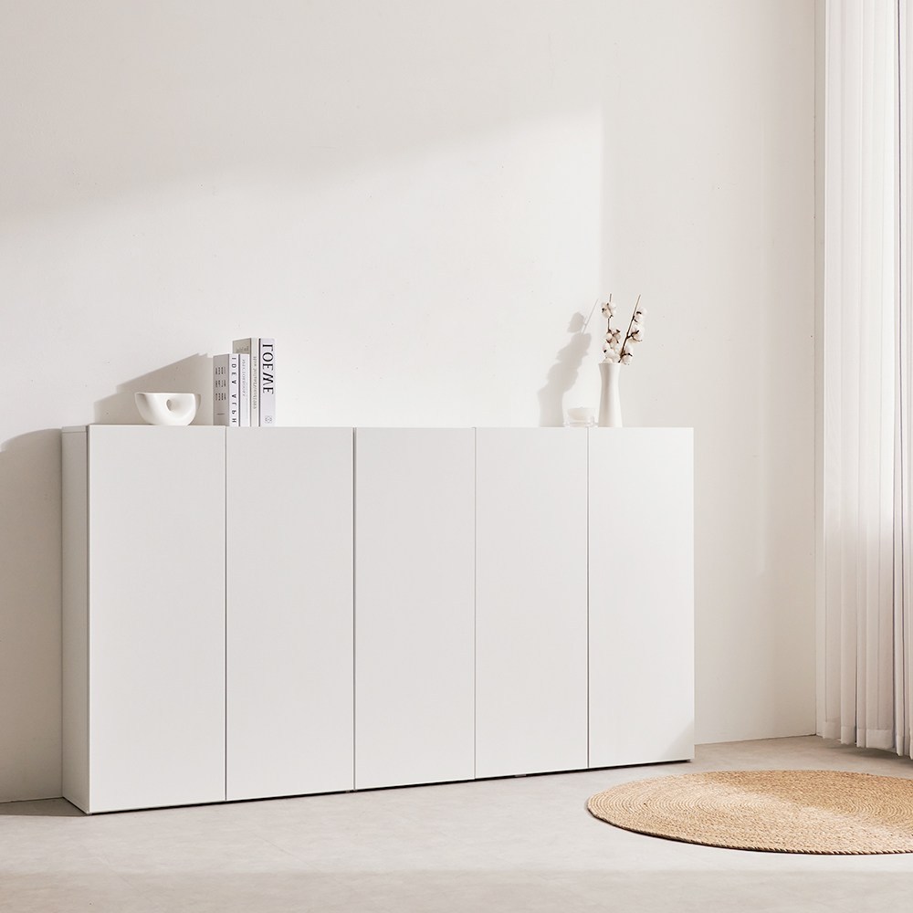 좁은 거실을 위한 완벽한 수납 솔루션