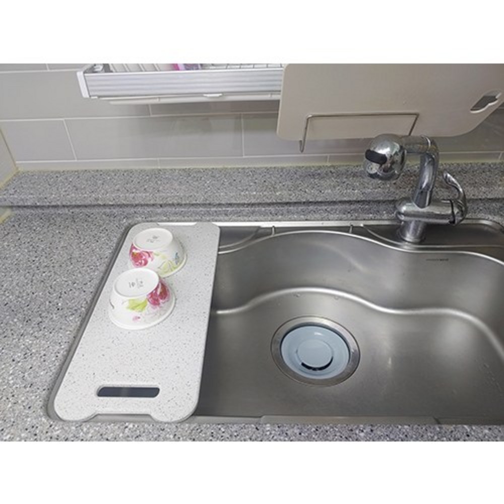 주방과 욕실, 공간 효율을 극대화하는 만능 싱크대 보조 연장 선반!