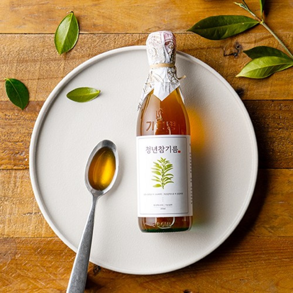 저온압착 청년 참기름으로 건강한 요리를 완성하세요.