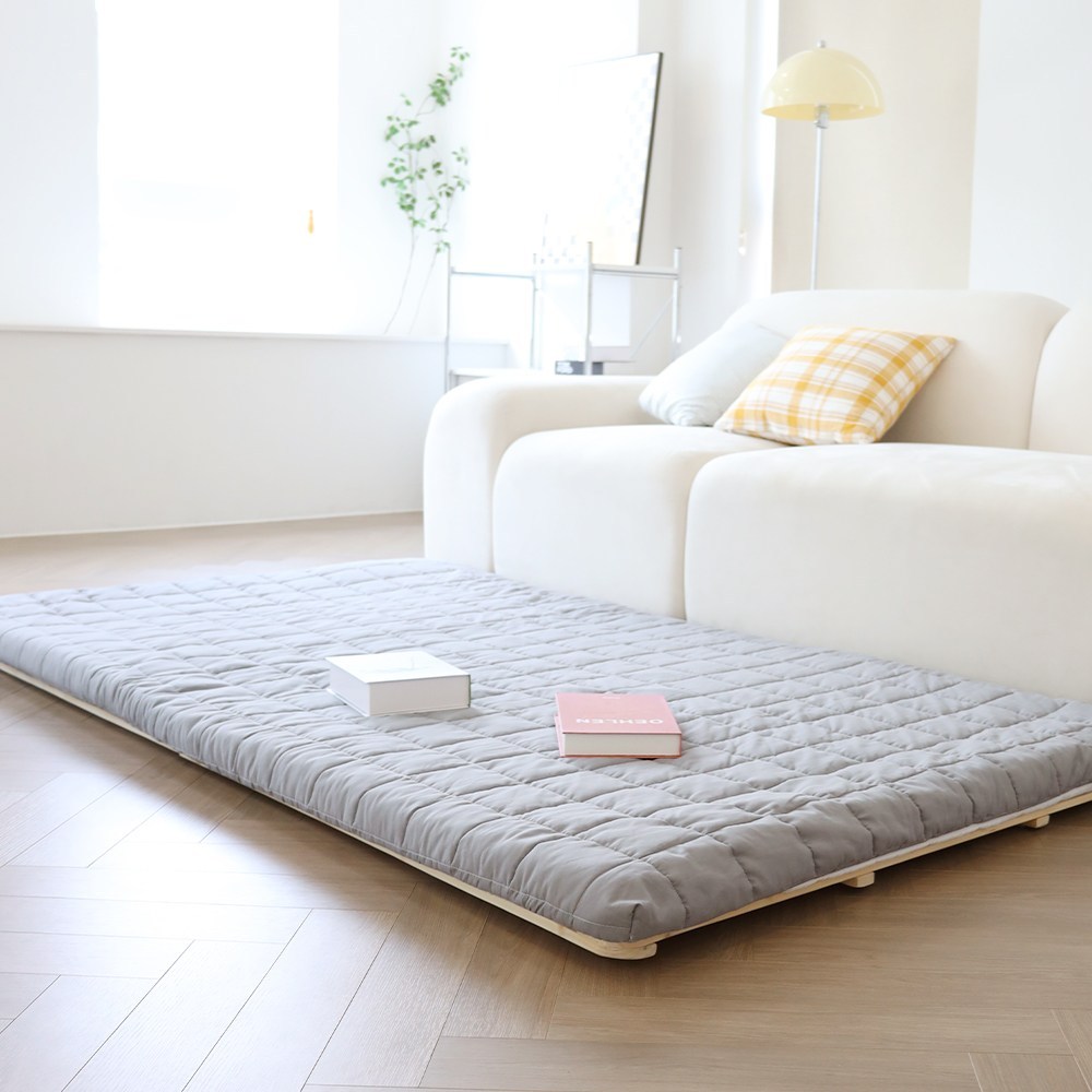 편안함에 잠기세요: 아라홈 누빔 토퍼 접이식 매트리스
