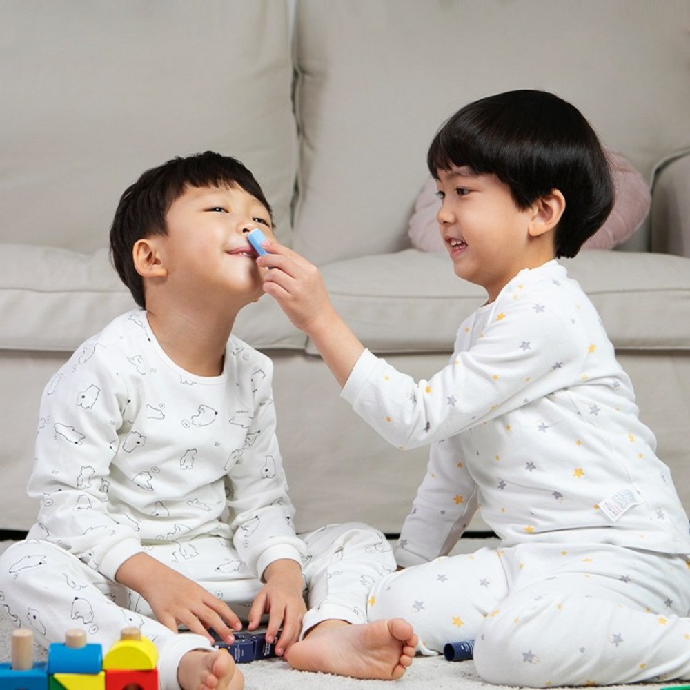 하우스윗 스윗밤으로 아기 코막힘 걱정 없이 상쾌한 숨결을 선물하세요.