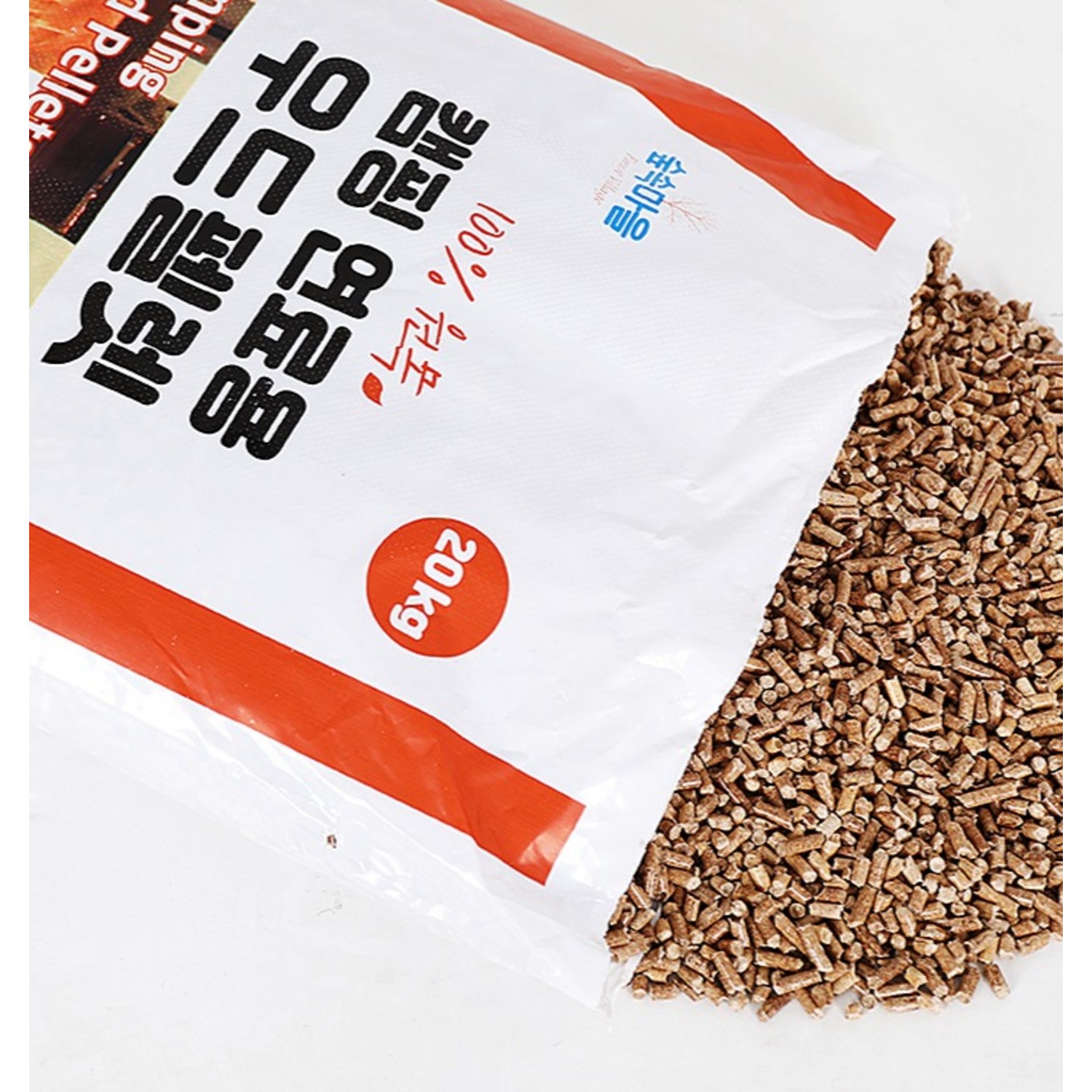 숲속마을 우드펠렛: 캠핑의 밤을 따스함으로 채우는 친환경 연료