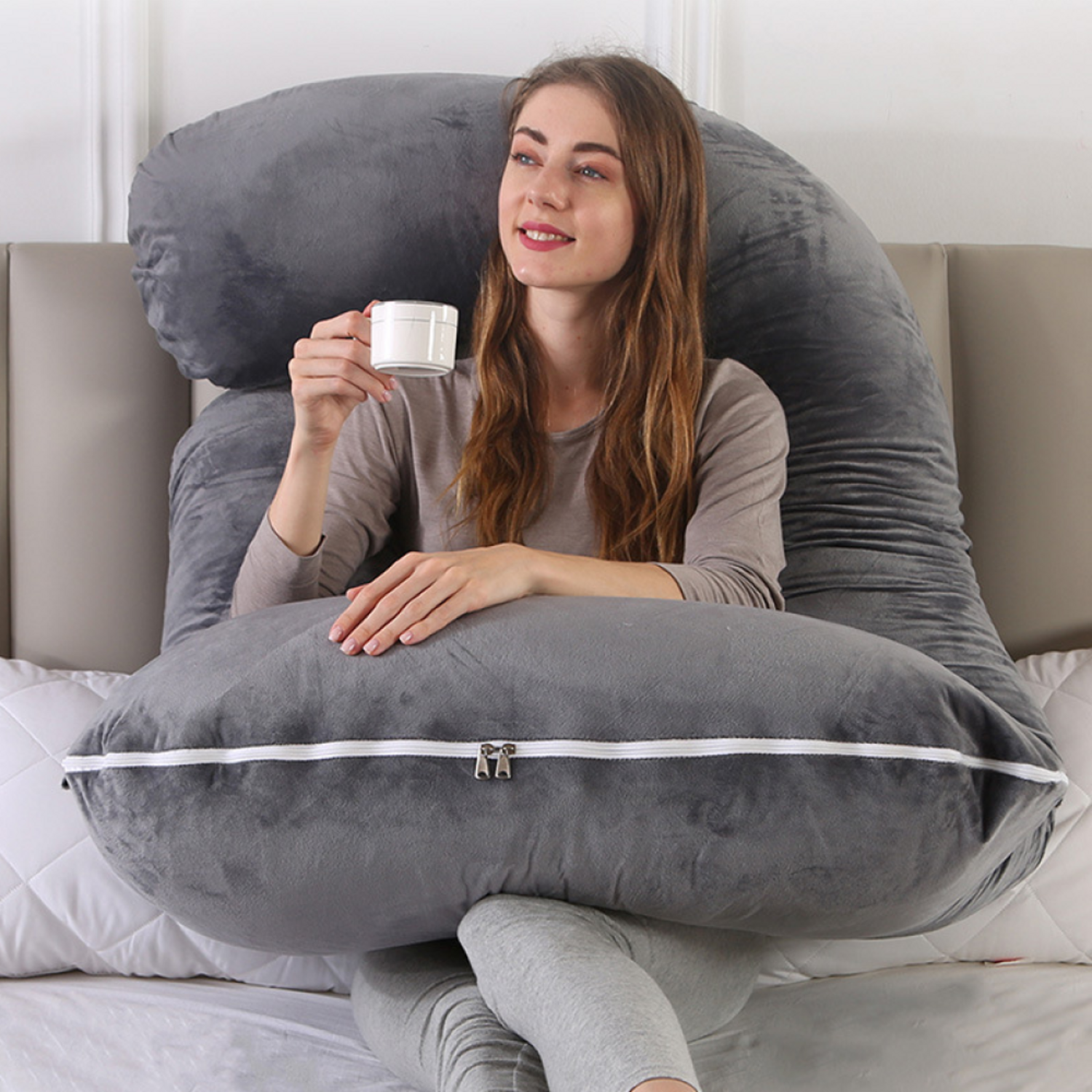 완벽한 포옹감을 선사하는 임산부용 홈잉 U자 바디필로우