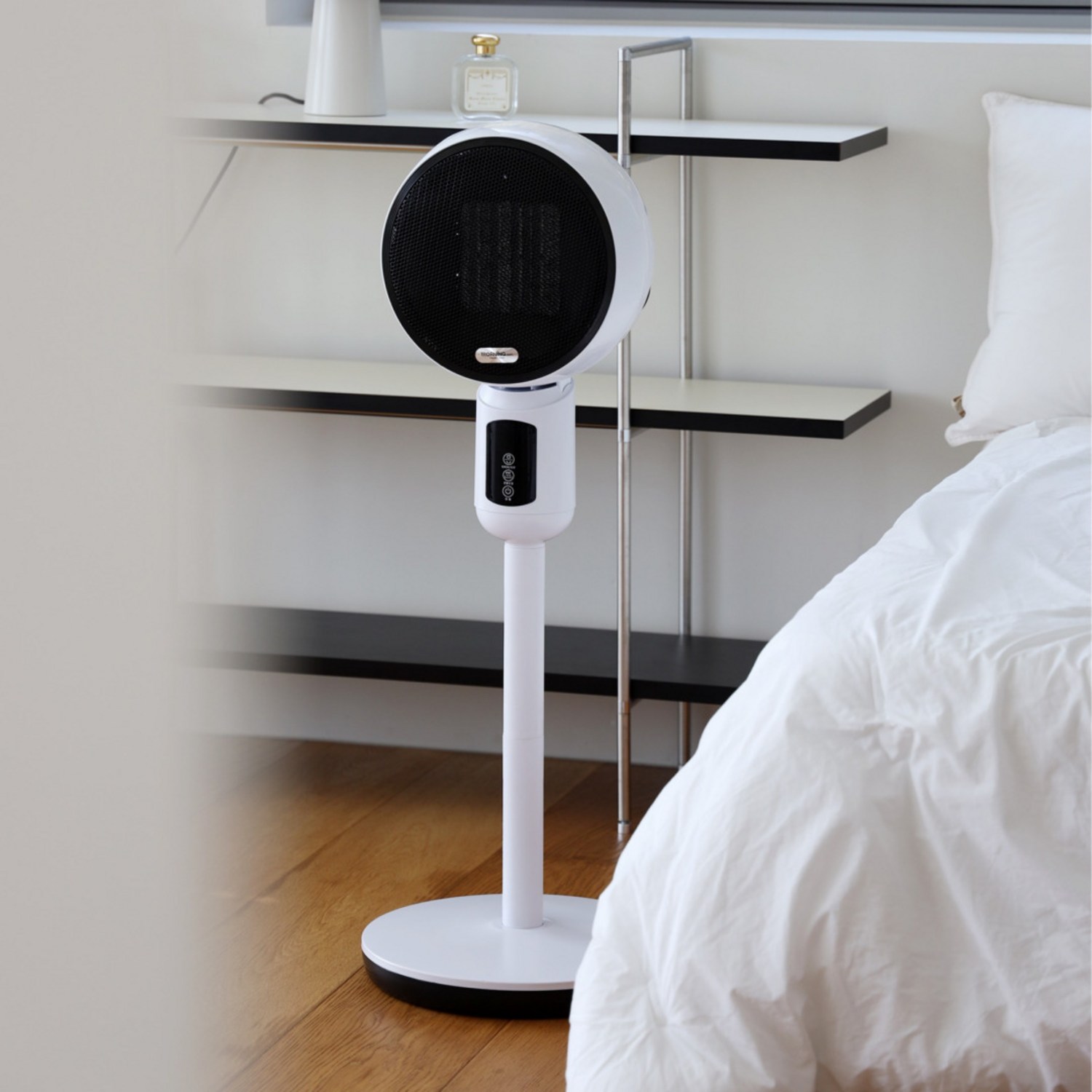 겨울철 따뜻함과 편안함을 위한 퍼닝 4세대 저소음 PTC 히터 온풍기