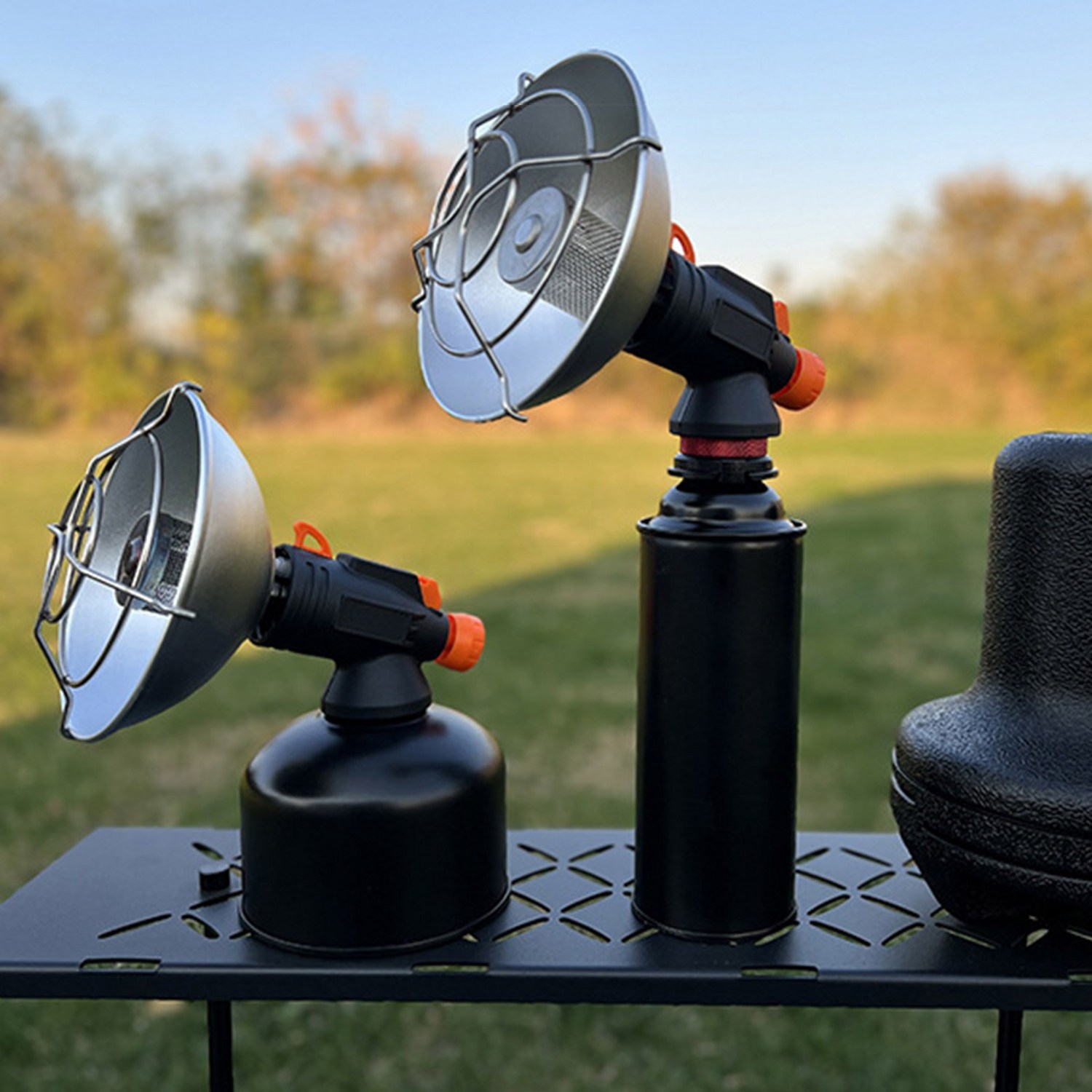 따뜻한 겨울 캠핑, 휴대용 가스난로 하나로 끝!