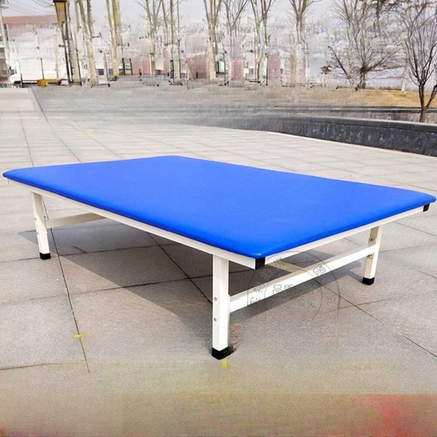 물리치료용 넓은 평상 침대 – 마사지 및 재활 훈련 베드 (크기: 190x120x48cm) 재활평상 물리치료용 넓은 평상 침대 – 마사지 및 재활 훈련 베드 (크기: 190x120x48cm) 재활평상