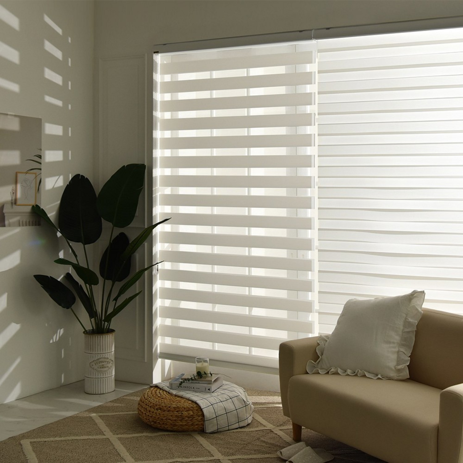 고급스럽고 기능적인 맞춤형 듀얼쉐이드 블라인드