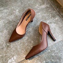 라인이 예쁜 9cm 하이힐 구두