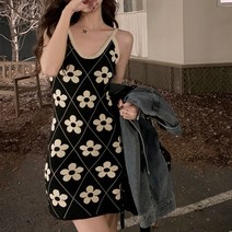 구디프 플라워 세미 홀터넥 나시 원피스