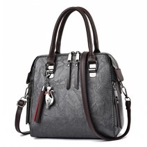 헤스티아 에이스 사각 가방