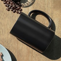 고급 무광 카페 라떼잔 도자기 머그컵 470ml 3종 2P 블랙 레드 그린 2개 1세트, 직선블랙
