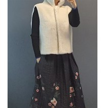 여성 양모 베스트 겨울 조끼 아이보리 털조끼 퍼 40대 50대 미시여성의류 쇼핑몰 백화점브랜드 뉴코아 아울렛 여성의류 고급의류 카라달란 여자외투 66 77사이즈 양모베스트 아이보리
