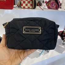 [미국직배송]마크제이콥스 Marc Jacobs 퀄팅 실키 여자 화장품 파우치 가방 소지품 수납 블랙 레드 M0011326 호환