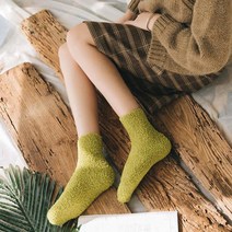 짱짱한 여성용 롱 수면 양말 무압박 발열 등산울양말