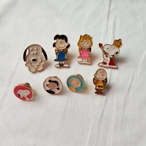 피너츠 스누피 찰리브라운 캐릭터뱃지