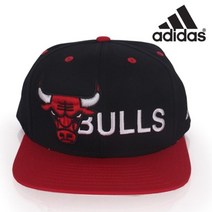 [QR코드인증]아디다스 남녀공용 CAP BULLS/NBA 시카고불스/스냅백 캡 /모자-AJ9578