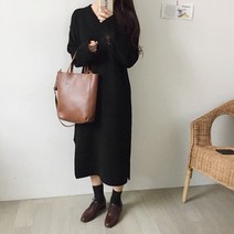 오르네트 여성 루즈핏 올 매치 롱 니트 원피스 브이넥 밑단