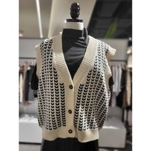 [나인스텝] 브이무늬조끼베스트 (A22SW2401)