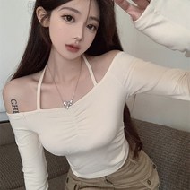 오픈숄더 홀터넥 슬림 여자티셔츠