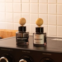 고급 차량용방향제 명품 새차선물 모먼트 메종누아 우드볼 자동차디퓨저 40ml 블랙 라벨, 플라워 마켓 (꽃시장 향), 플라워 마켓 (꽃시장 향), 2개