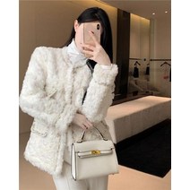아이보리 칼라 양털라이크 롱헤어 따뜻하고 스타일 있는 퍼자켓