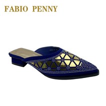 신발 유럽과 미국의 패션 골드 삼각형 장식 조각 파티 편안한 여성 슬리퍼 힐 신발