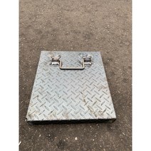 맨홀덮개 체크철판 주문제작 3.2T 640x1140(mm) (높이 20mm)