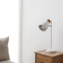 마켓비 VELAD E26 우드 화이트 코지 감성 테이블 책상 단스탠드 조명