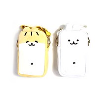 햄치 직사크로스백 직사각형 모양이라 실용성 있게 큰핸드폰도 물병도 수납 가능해요