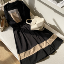 모노앳디 빌리프 사각 니트 배색 원피스