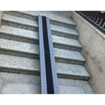 미끄럼방지 이동식 경사로 계단 장애인 경사로, 접힌 2m 길이의 단일 스트립 25cm 너비, 1개