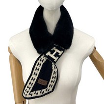 두툼한 페이크퍼 알파벳 패턴 스카프 머플러 목도리