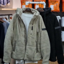 티비제이 TBJ Nearby.[즉시출고] [겨울 70% 초특가전] 22년 미친가성비 공용 가볍고 따뜻한 라인좋은 후리스 뽀글이 집업 양털 후드 점퍼