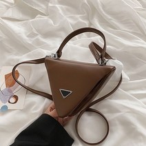 패션코디 삼각 클러치백 미니핸드백